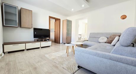 Ponúkame Vám na prenájom zariadený 3. izb. byt, 75 m2, ul. 29. augusta, Handlová