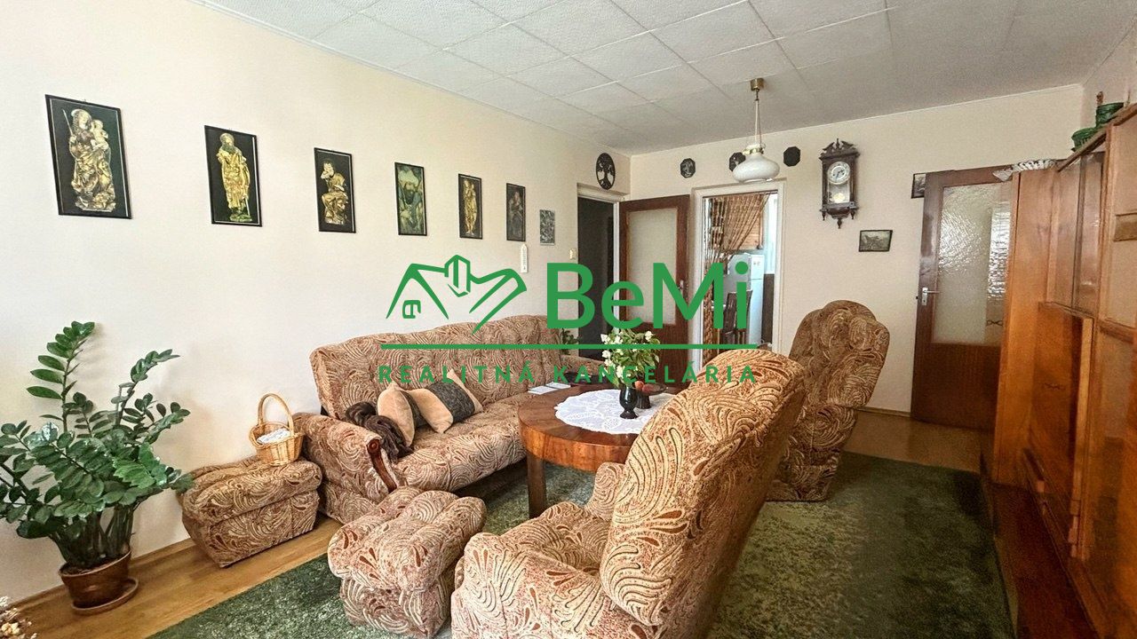 Svetlý 3 izbový byt s loggiou – Banská Bystrica, Severná