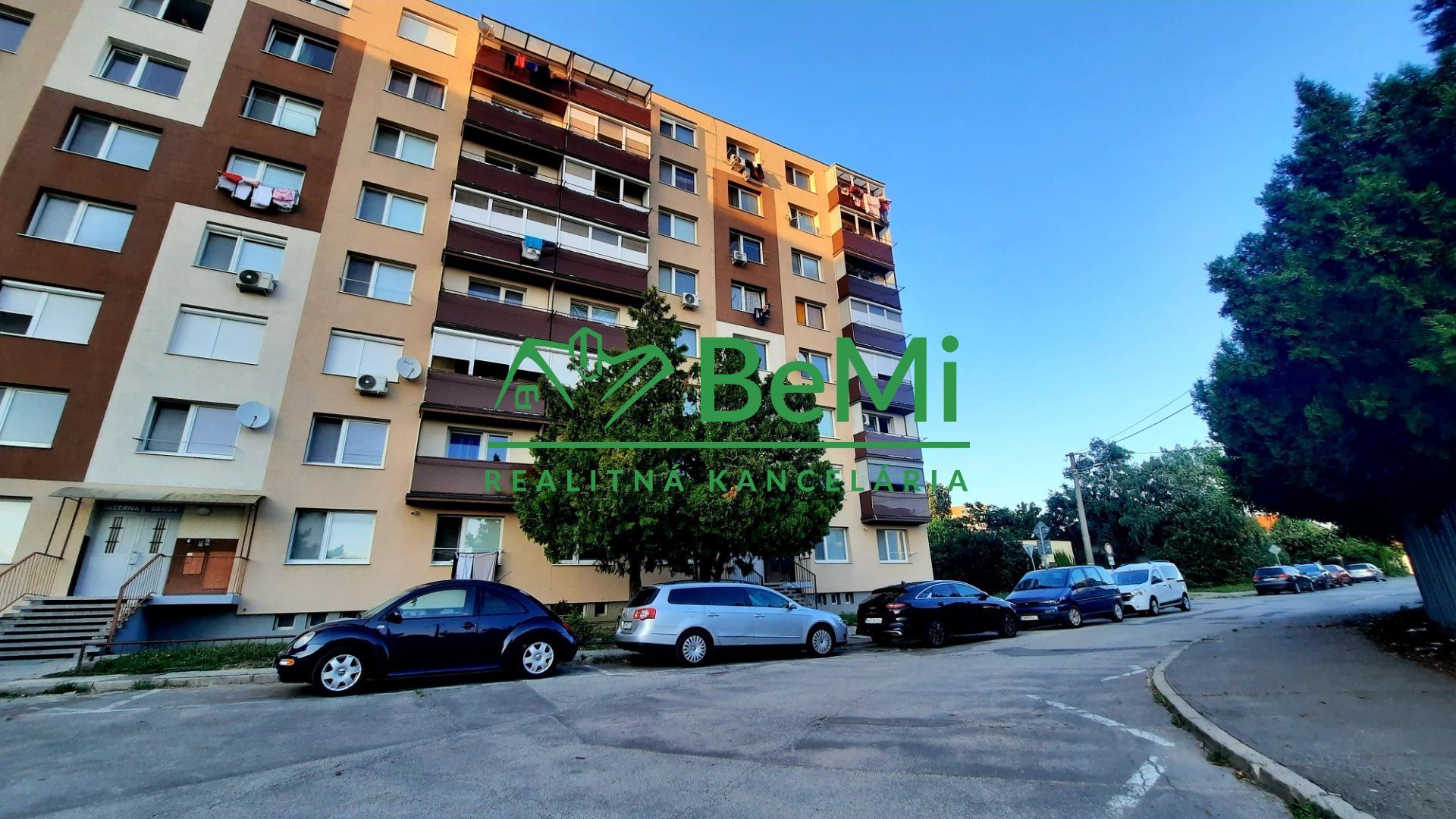 Predaj, 1 izbový zrekonštruovaný  byt  - Šaľa (017-111-JANS)