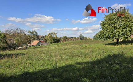 Na predaj pozemok s Nádherným Výhľadom uprostred Zelene – Báb pri Nitre, výhodná cena!