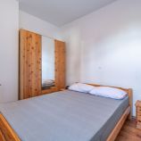 Exkluzívna kamenná vila s bazénom a výhľadom na prírodu v Kanfanare