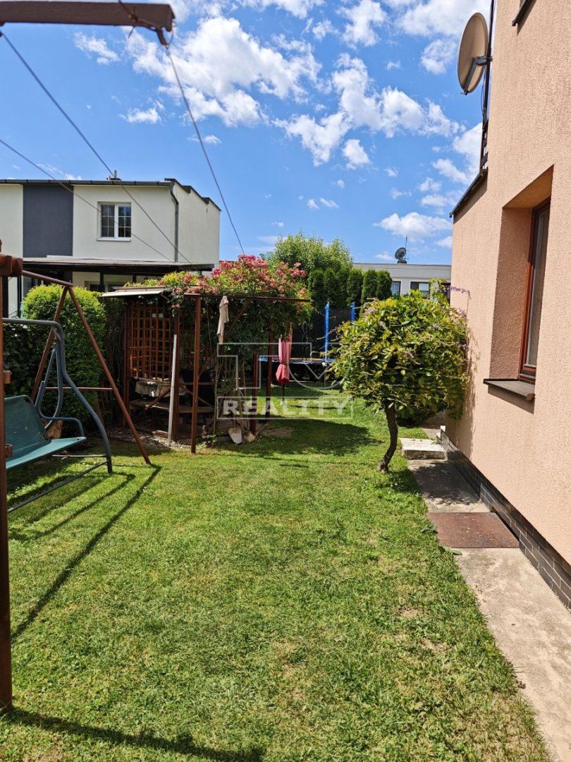Na predaj priestranný 5-izbový rodinný dom v Košiciach – Krásna