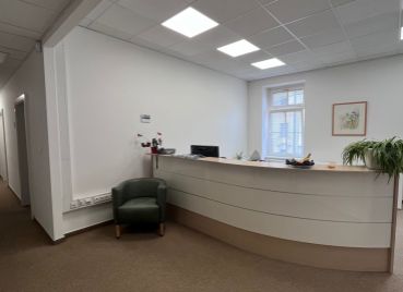 Administratívne priestory aj s parkingom, Obchodná – Bratislava I, 304,89m2