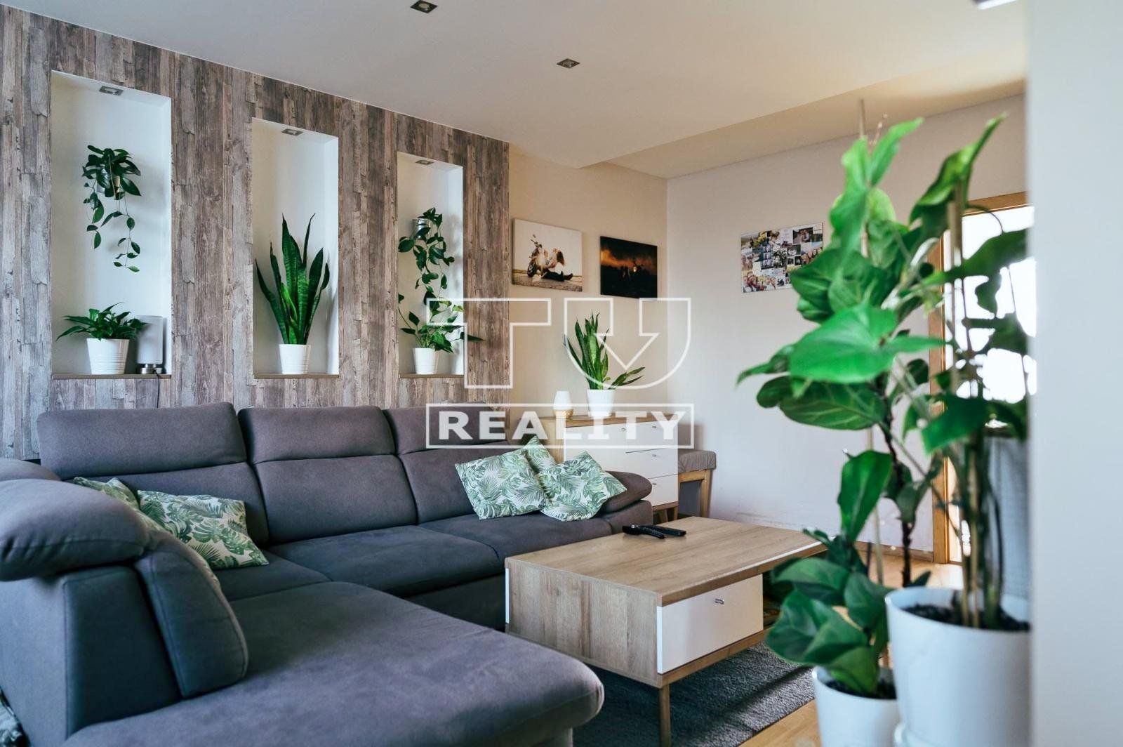 Perfektný 3-izbový byt s loggiou a výbornou lokalitou v Pezinku! 73,21 m2