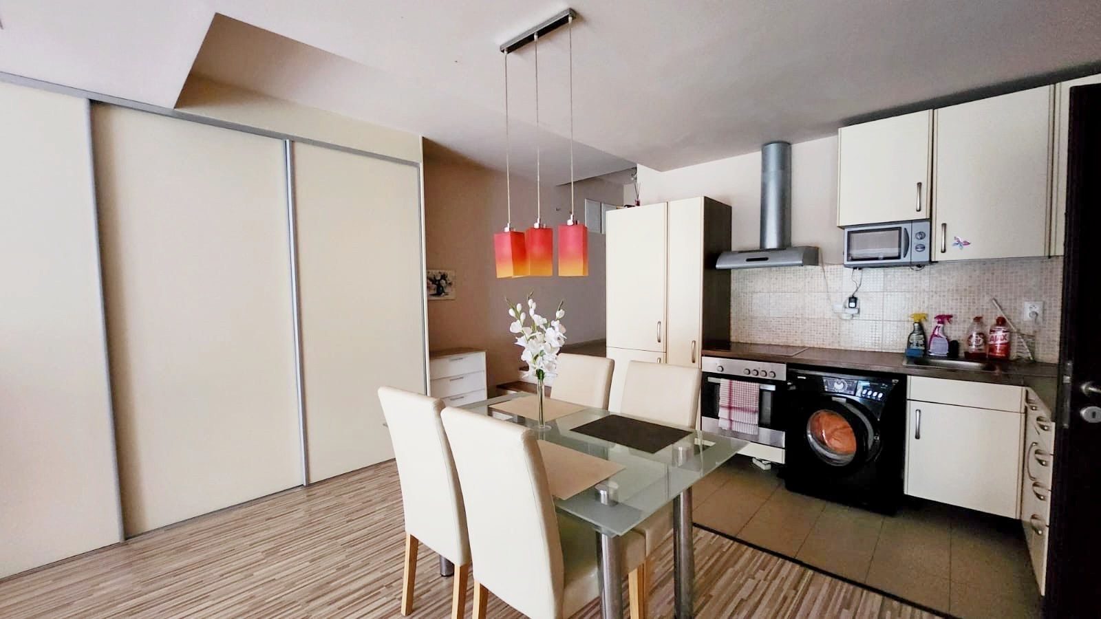 Investičný 2,5-izbový byt na ulici Vincenta Šikulu 65,86 m2 + 60 m2 predzáhradka