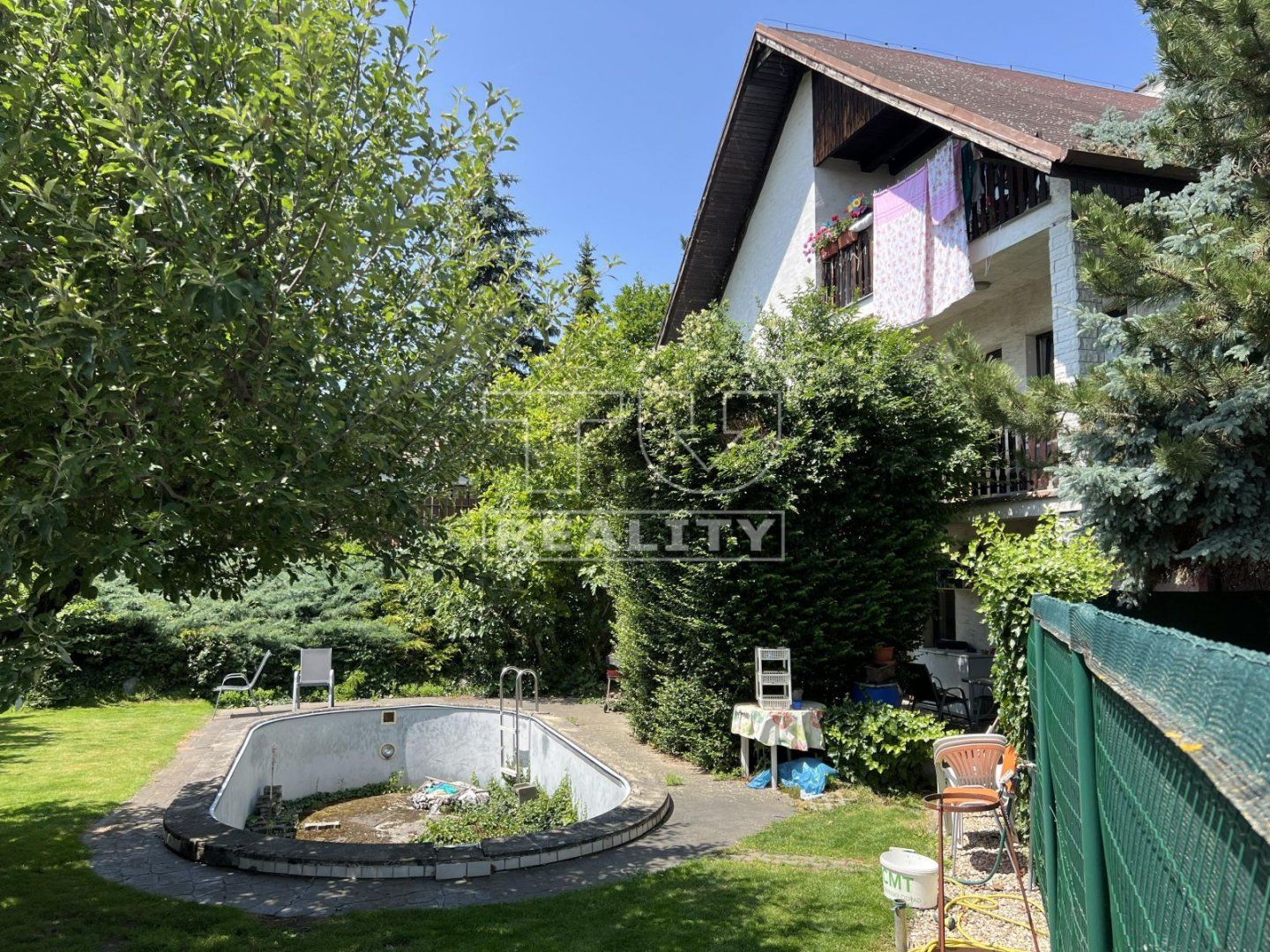 Bývajte aj podnikajte bez kompromisov. Dom, ktorý zarába a rastie s vami, Ivanka pri Dunaji, 480 m2