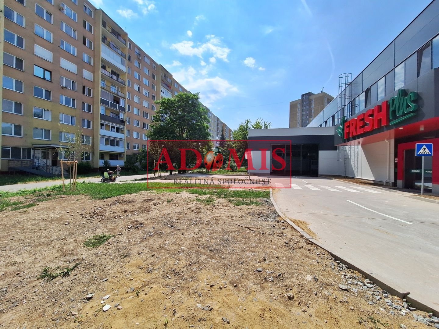 ADOMIS - predáme 4izbový pražský byt 74m2, loggia, Irkutská ulica,TOP lokalita sídliska Nad Jazerom, Košice