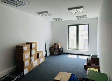 Reprezentatívne kancelárie v centre s parkovaním, 119 m2