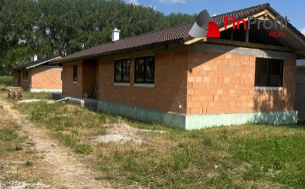 NOVOSTAVBA ZBEHY-POSLEDNÝ VOLNÝ