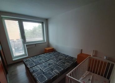 Na predaj 4-izbový byt v tichej lokalite s výhľadom do zelene – Kazanská, Bratislava