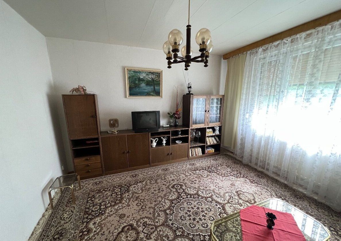 Ponúkame na predaj 3 izbový byt na Iljušinovej ulici v Petržalke.