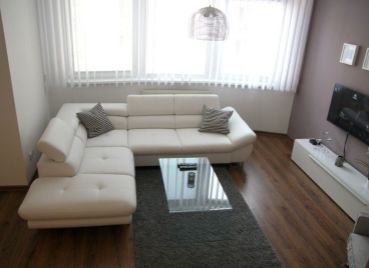2-izbový byt s balkónom na prenájom – Dúbravka, Cabanova ulica