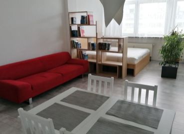 Na predaj - 1 izbový byt, ul. Trnavská cesta, Bratislava II