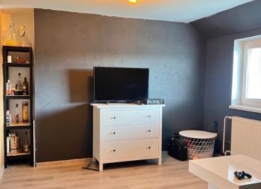 Priestranný 4-izbový byt alebo kancelárske priestory – 120 m² s parkovaním