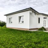 Na predaj - pekný bungalov s pozemkom v blízkosti Bratislavy