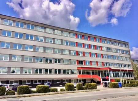 Kancelárie 47m2 Lake Building, Drieňová ul., Ružinov - Štrkovec