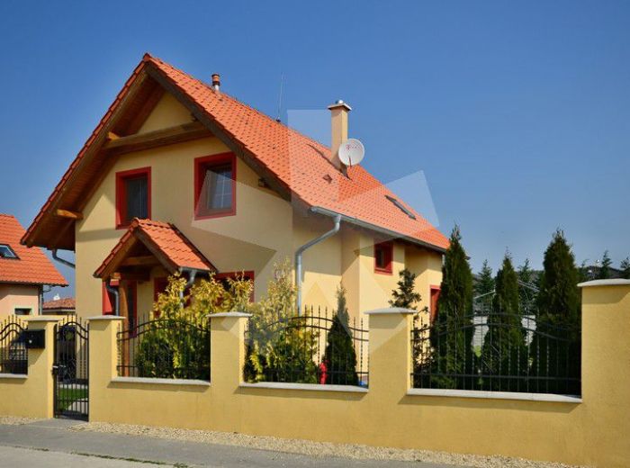 PREDANÉ - SENEC, 4-i dom, 155 m2 – doprajte si pokojné bývanie V NOVOSTAVBE, pozemok 561 m2, dvojpodlažný zateplený dom, v novej štvrti, NÍZKE NÁKLADY NA BÝVANIE