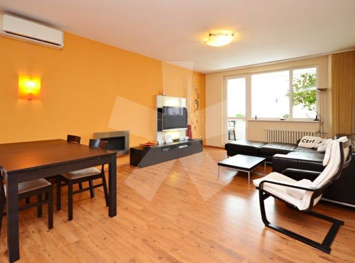 PREDANÉ - BARTÓKOVA, 4-i byt, 95 m2 – zrekonštruovaný byt, BIOKRB, klimatizácia, šatník, zasklená loggia, neďaleko od HORSKÉHO PARKU
