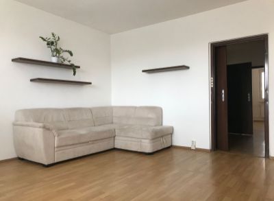 ARETÉ REAL - PRENÁJOM 3-IZBOVÉHO BYTU S LODŽIOU PO REKONŠTRUKCII V PEZINKU, L.NOVOMESKÉHO