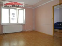 3 izbový byt Šíšov, po rekonštrukcii, k bytu patrí pozemok