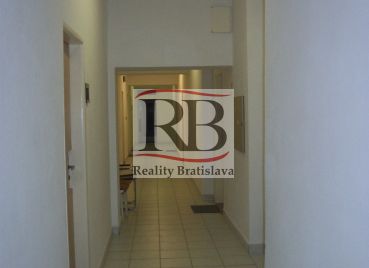 Kancelárie, Koceľova, Bratislava II