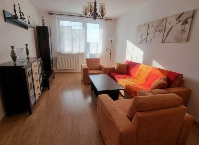 Areté real, Prenájom 2-izbového príjemného bytu s balkónom v Pezinku na Muškátovej ulici