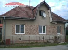 Rodinný dom Miezgovce - kompletná rekonštrukcia interiéru