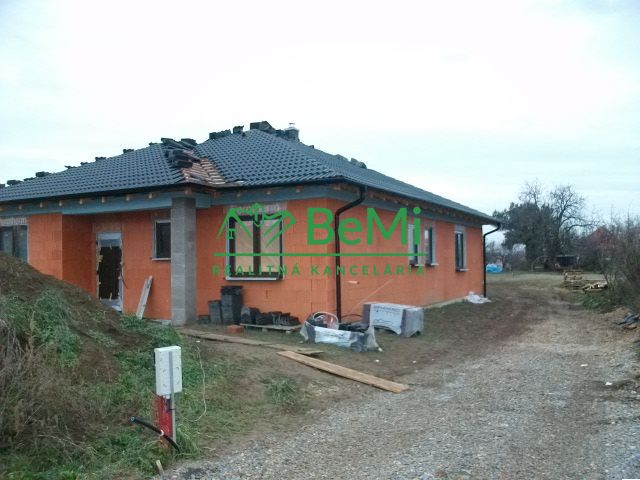 Novostavba rodinný dom Nitra-Janíkovce (919-12-RP)