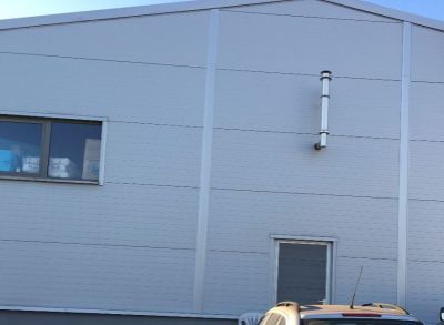 Areté real, Prenájom haly 200m2 v uzavretom a dobre prístupnom areáli v širšom centre Pezinka