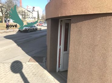 Obchodné priestory vhodné na kaviareň na prenájom Zvolen