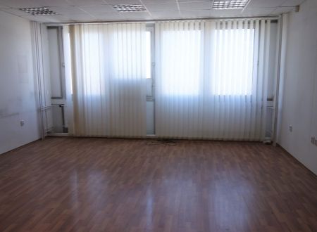 Kancelárske priestory, Bratislava-Ružinov, Tomášikova, internet v cene nájmu