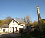 Tradičný liehovar, pozemok 2030 m2, Uhrovec / Látkovce
