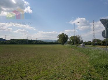 174476 Pozemok na priemyselnú výstavbu - Nové Mesto nad Váhom 38275 m2 - Cena 12,- € / m2