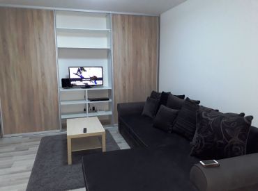 Prenájom luxusného 1 izbového bytu, Banská Bystrica - Jesenský vŕšok